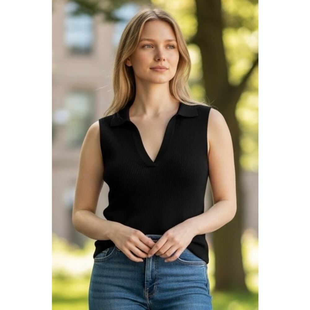 H Halston Ribbed Knit Sleeveless Collared Top Black Medium V-Neck Minimalist NWT